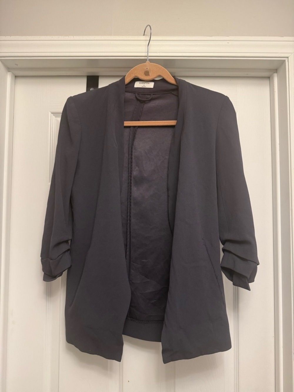 Babaton Aritzia Women’s Dark Gray 3/4 Sleeve Blazer Size 2